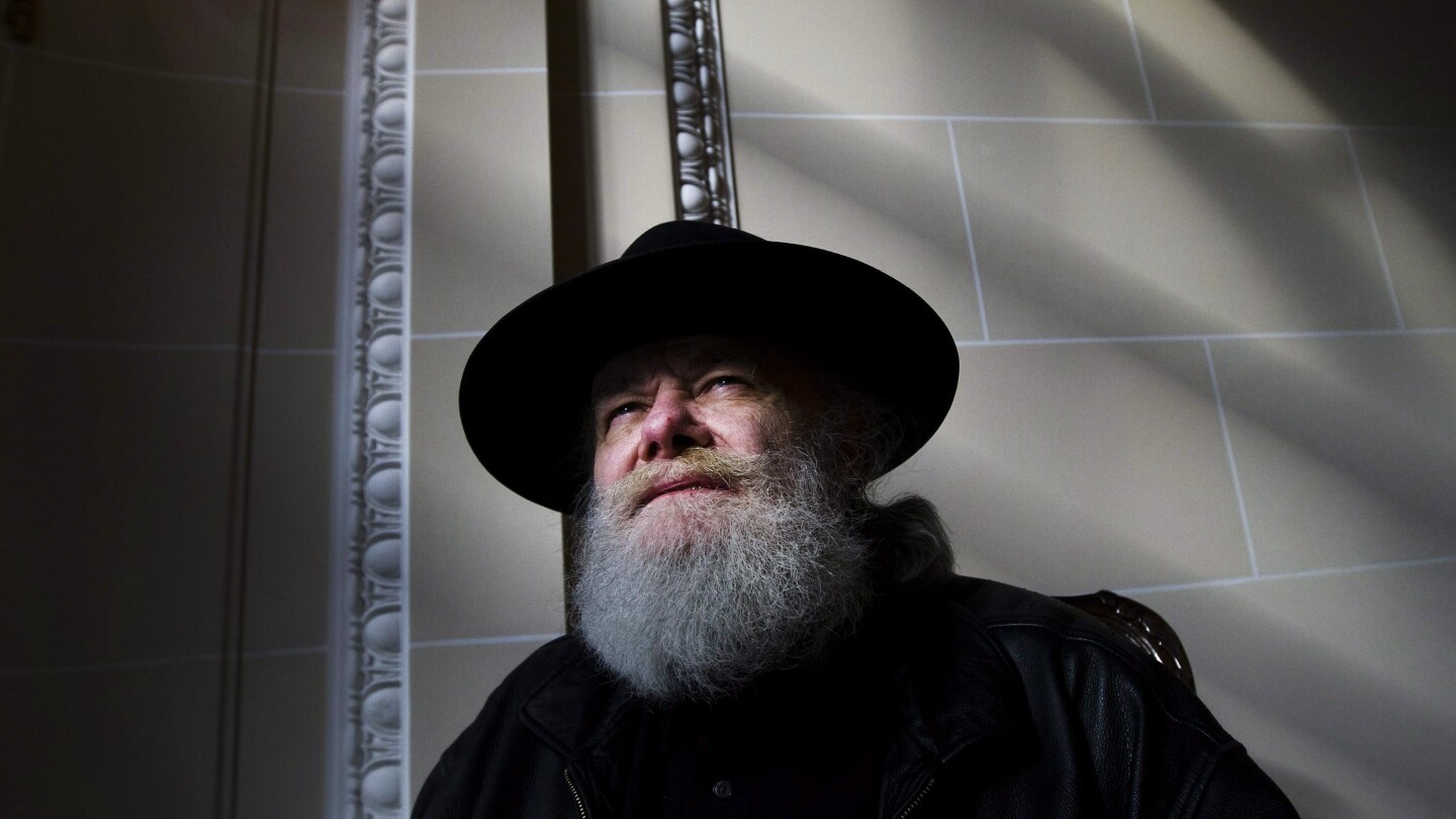 Garth Hudson: Pioneering Keyboardist of The Band Passes Away at 87