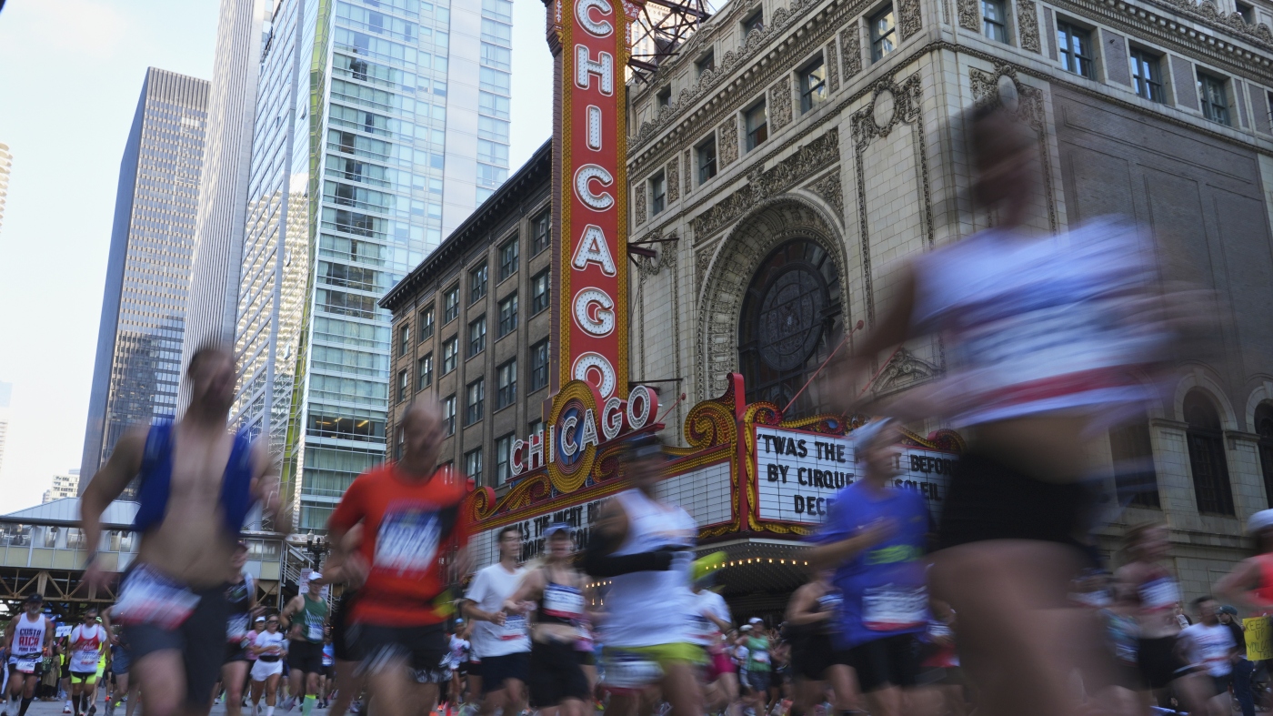 Vance says administration will keep fighting to send National Guard to Chicago : NPR