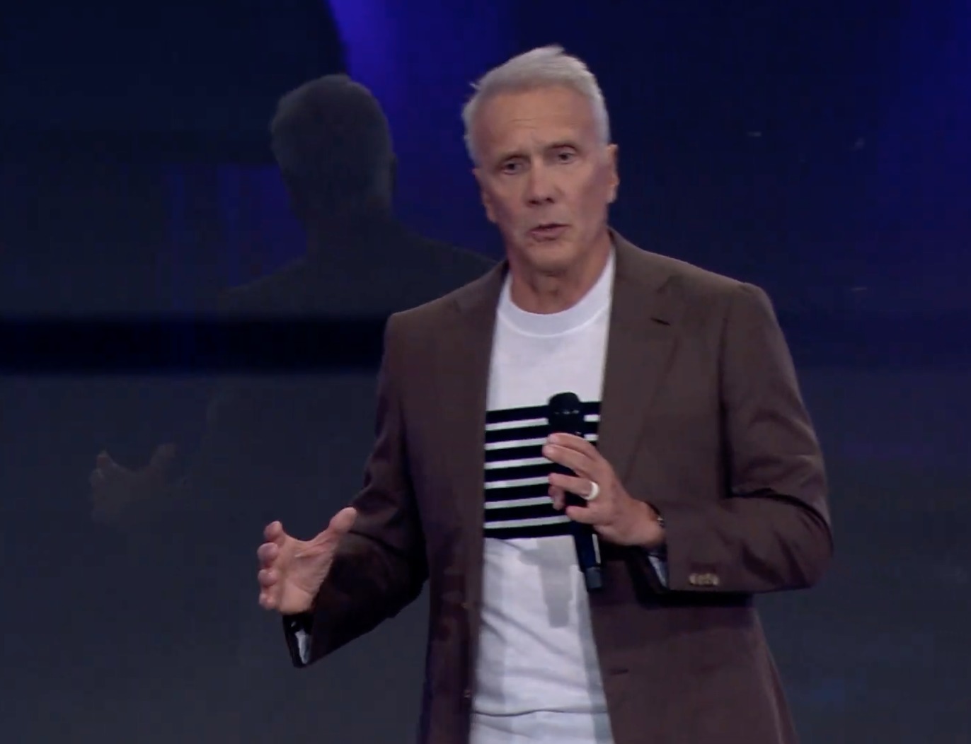 Megachurch Pastor Ed Young: Half-hour sermons are 'way too long'