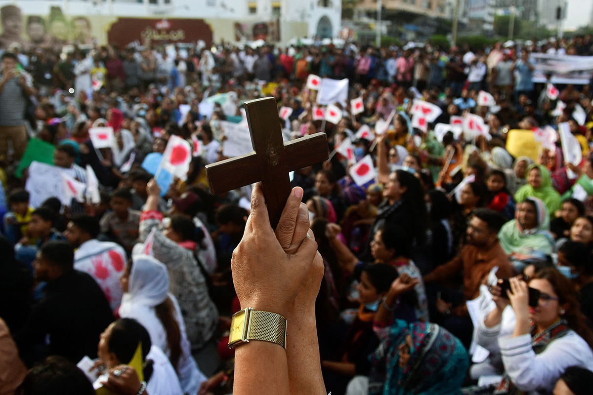 Pakistan passes bill to form National Commission for Minorities