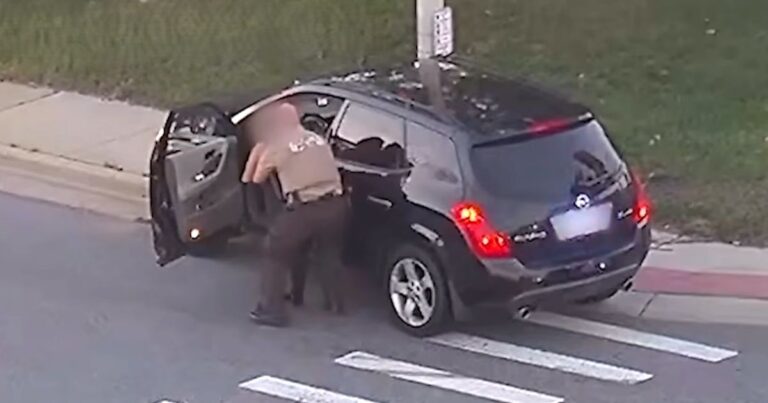 Quick-Thinking Officer Rescues Woman Choking in Ford Heights, IL.jpg