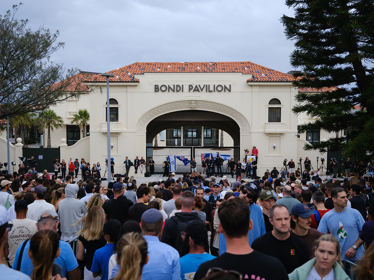 Bondi Beach attack update: ISIS-affiliated flag, IEDs found