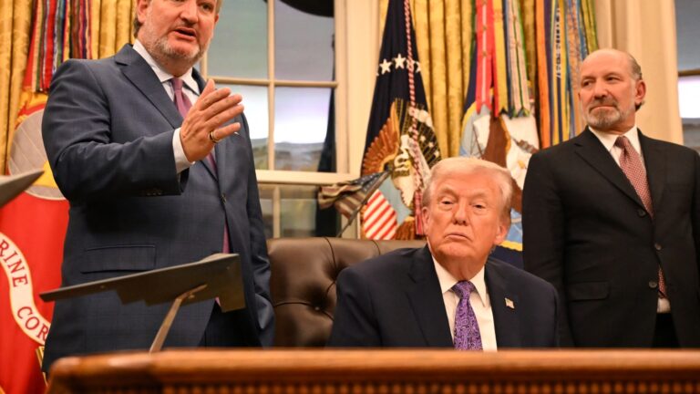 Trump tries to preempt state AI laws via an executive order : NPR
