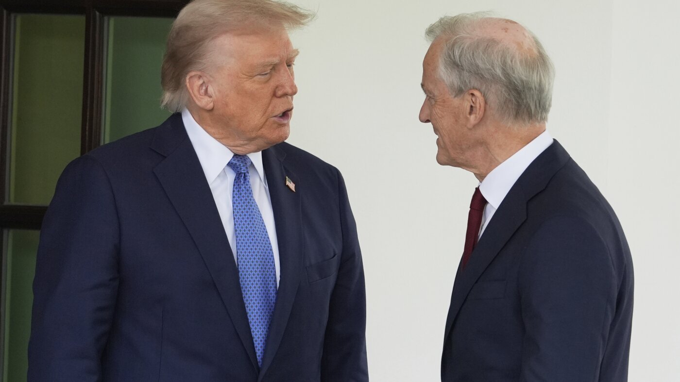 Trump says he’s pursuing Greenland after perceived Nobel Peace Prize snub : NPR