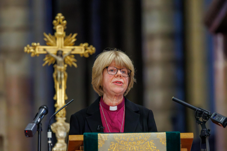 Archbishop of Canterbury joins Pope in call for world peace