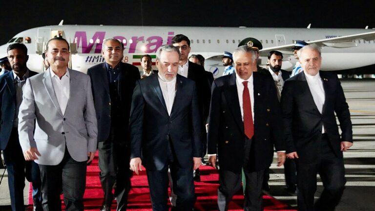 Iran’s flurry of diplomacy, as Trump insists U.S. has ‘the cards’ : NPR