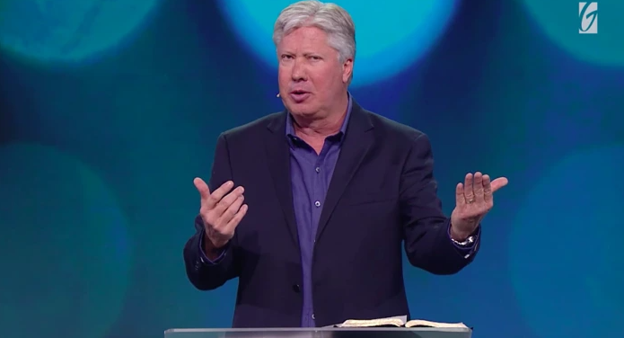 Gateway Church Robert Morris leaves prison