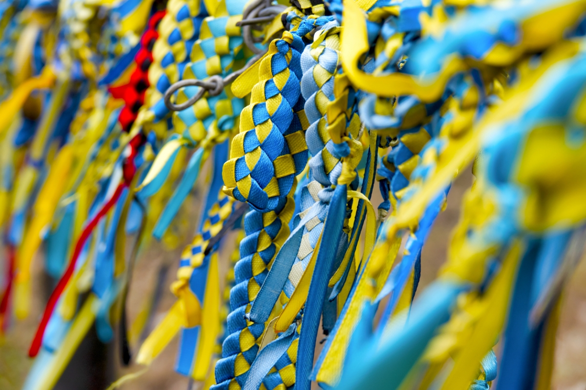 Russia and Ukraine agree to temporary Orthodox Easter truce