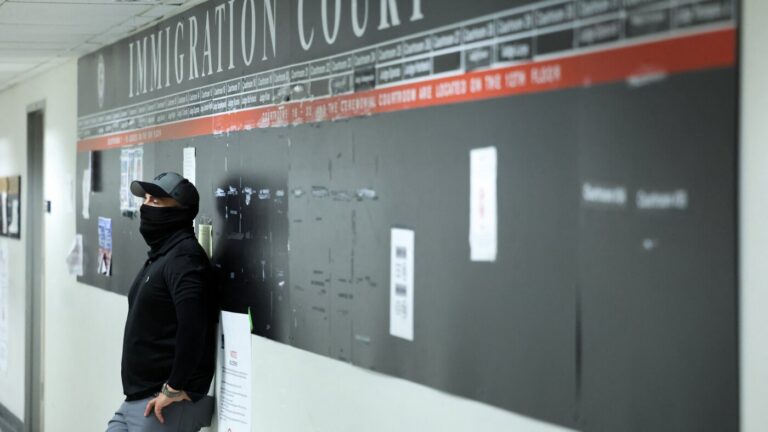 Immigration courts use ‘mega masters’ to speed deportations : NPR