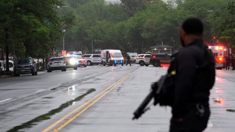 Secret Service shoots person near White House, bystander also shot, law enforcement says : NPR