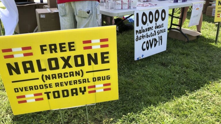 U.S. street drug deaths keep dropping, but some Western states see deadly overdose surge : NPR