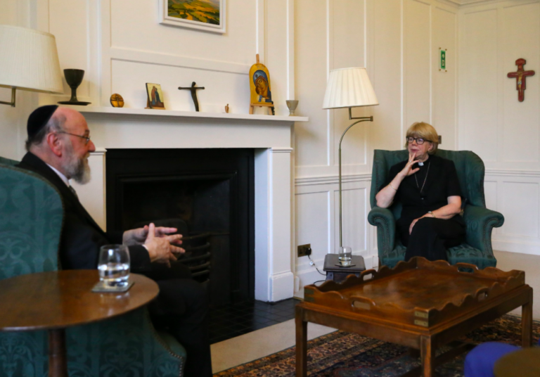 Archbishop of Canterbury meets Chief Rabbi to discuss Jewish community's 'pain' over engagement with pro-Palestinian document