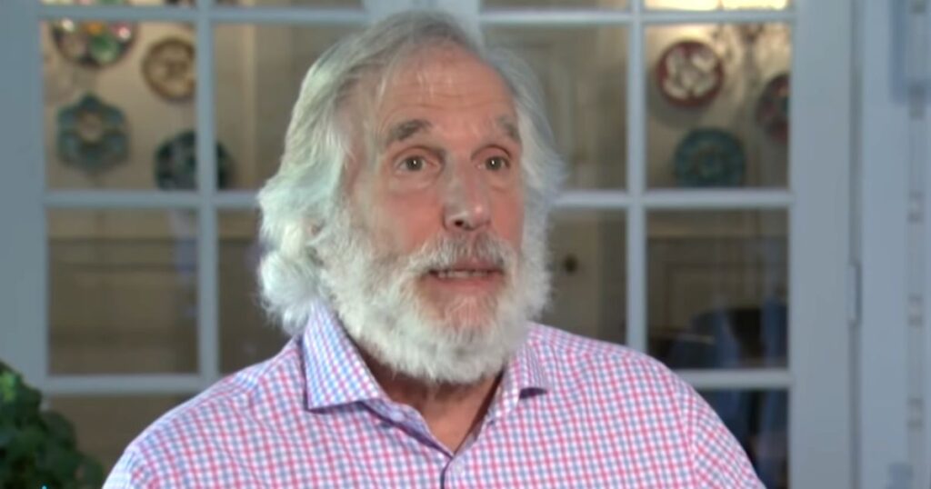 Henry Winkler Reveals Ingenious Family Escape from Nazi Germany.jpeg