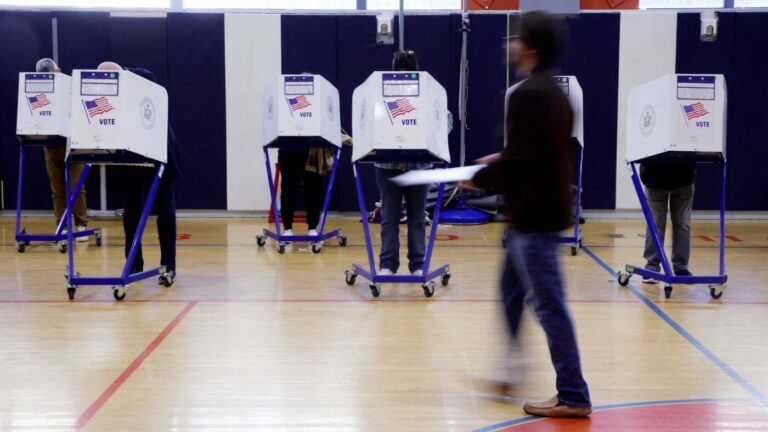 Report Urges Democrats to Focus on Economic Issues for Voter - New Social Gospel New road map for Democrats says working-class voters key to future : NPR