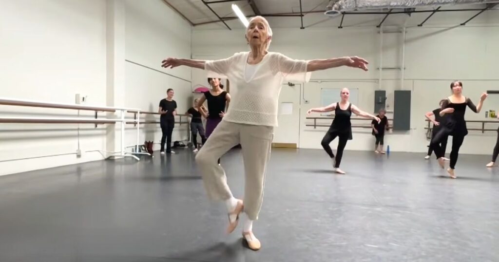 Ballet Instructor Helga de Kansky, 99, Dances with Timeless Passion.jpg
