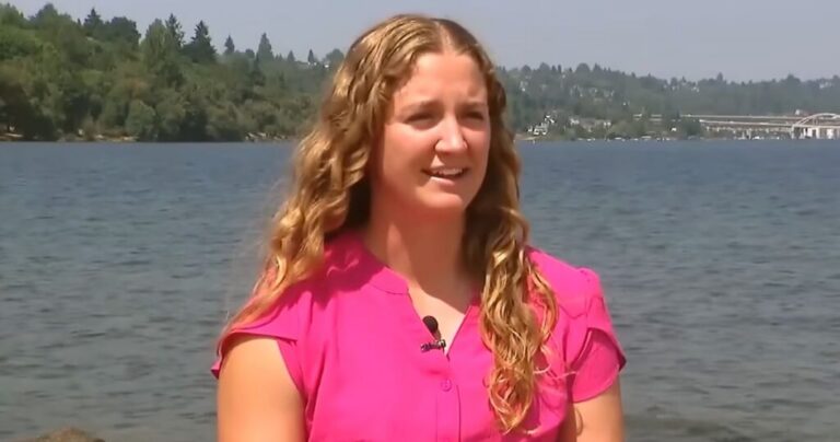 College Athlete Saves Three Drowning Girls During Seattle's Seafair.jpg