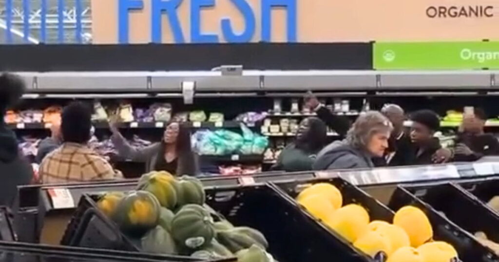 Spontaneous Worship Breaks Out in Walmart Aisles, Inspiring Shoppers.jpg