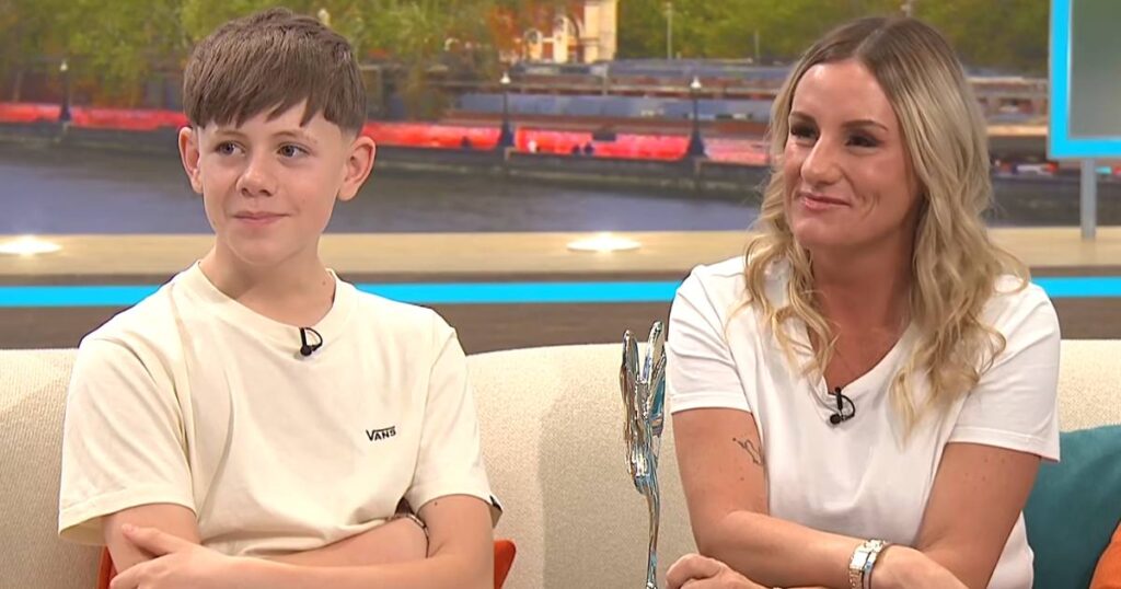 12-Year-Old Zac Saves Mother from Highway Drama with Quick Thinking.jpg