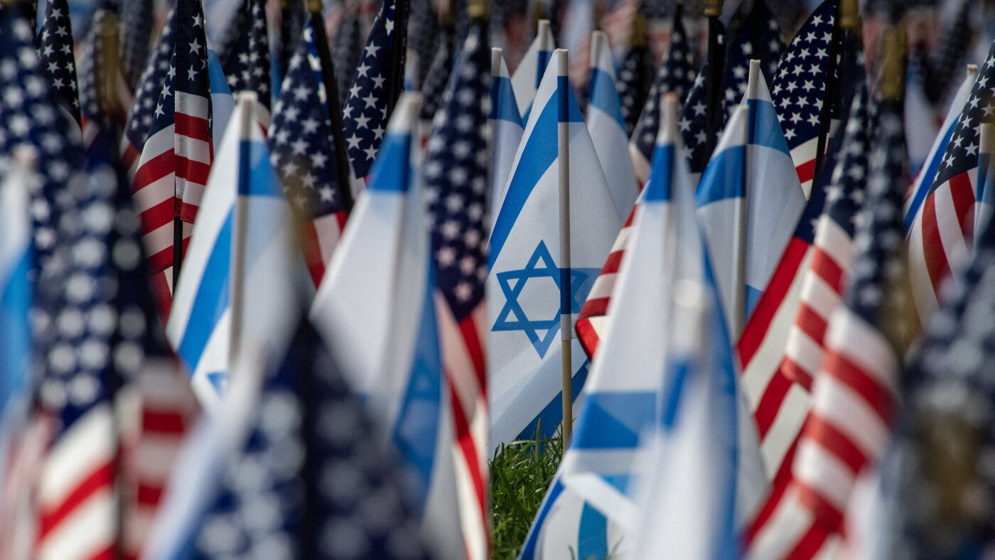 AIPAC won't give candidates direct contributions anymore : NPR